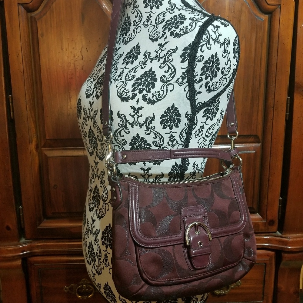 Coach Burgandy signature crossbody/shoulder bag.
